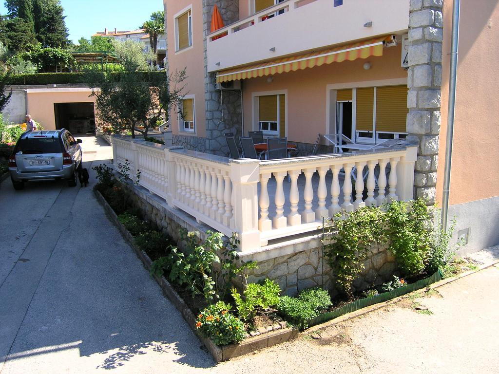 Apartment Julija Krk Town Εξωτερικό φωτογραφία