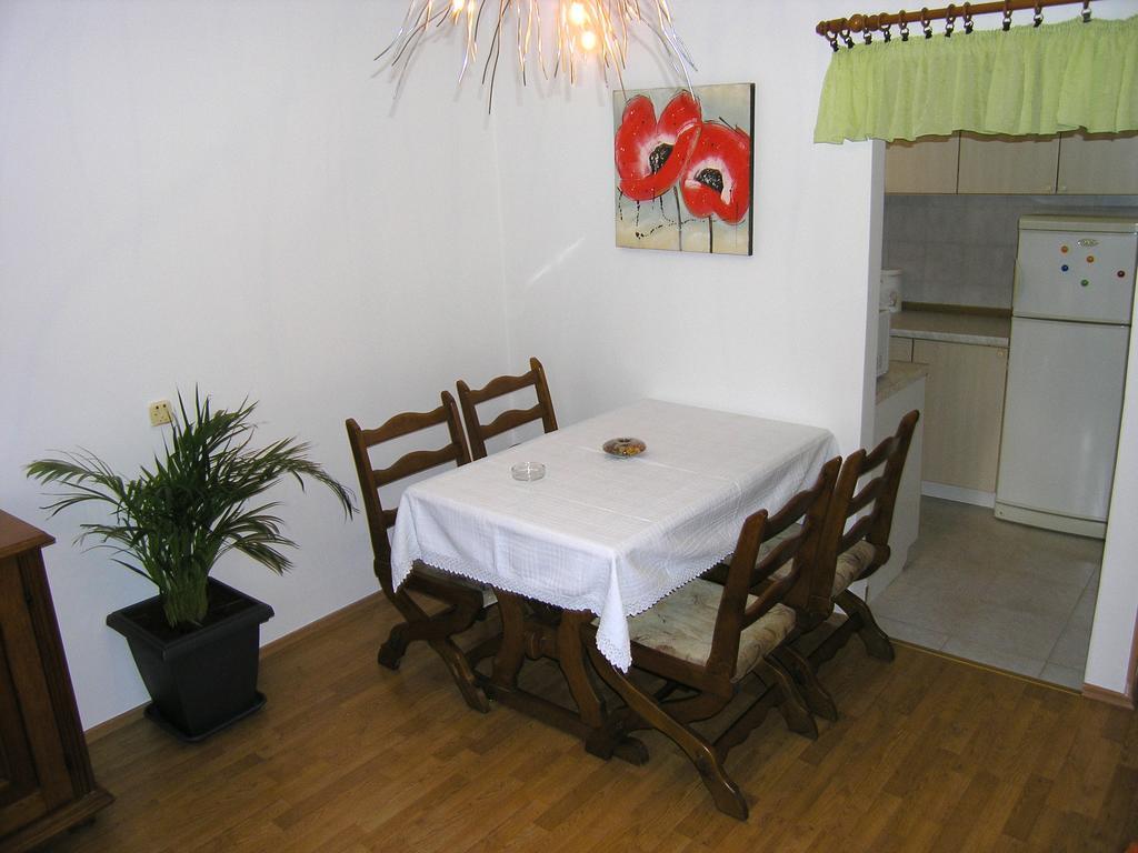Apartment Julija Krk Town Εξωτερικό φωτογραφία